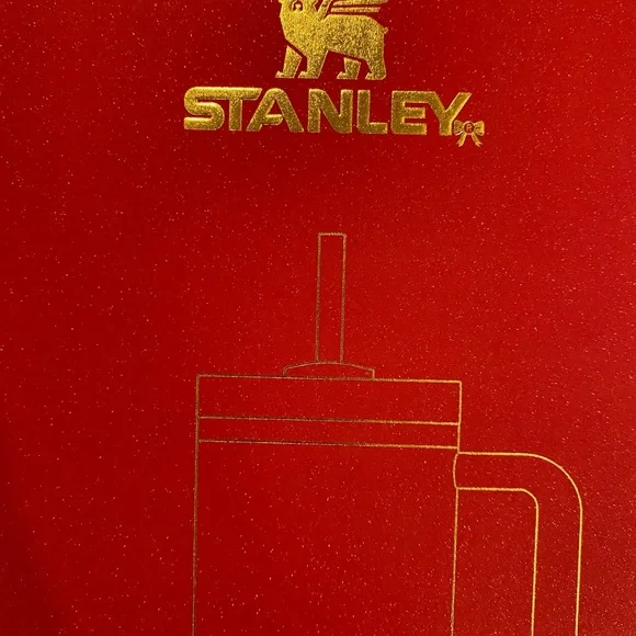 Scarlett Tinsel Stanley - Picture 6 of 8